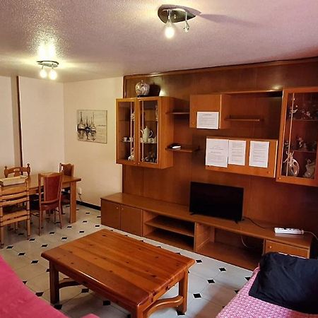 Apartamentos Casa May 1- Centro Benidorm-Solo Mayores De 30 Anos Y Familias 외부 사진