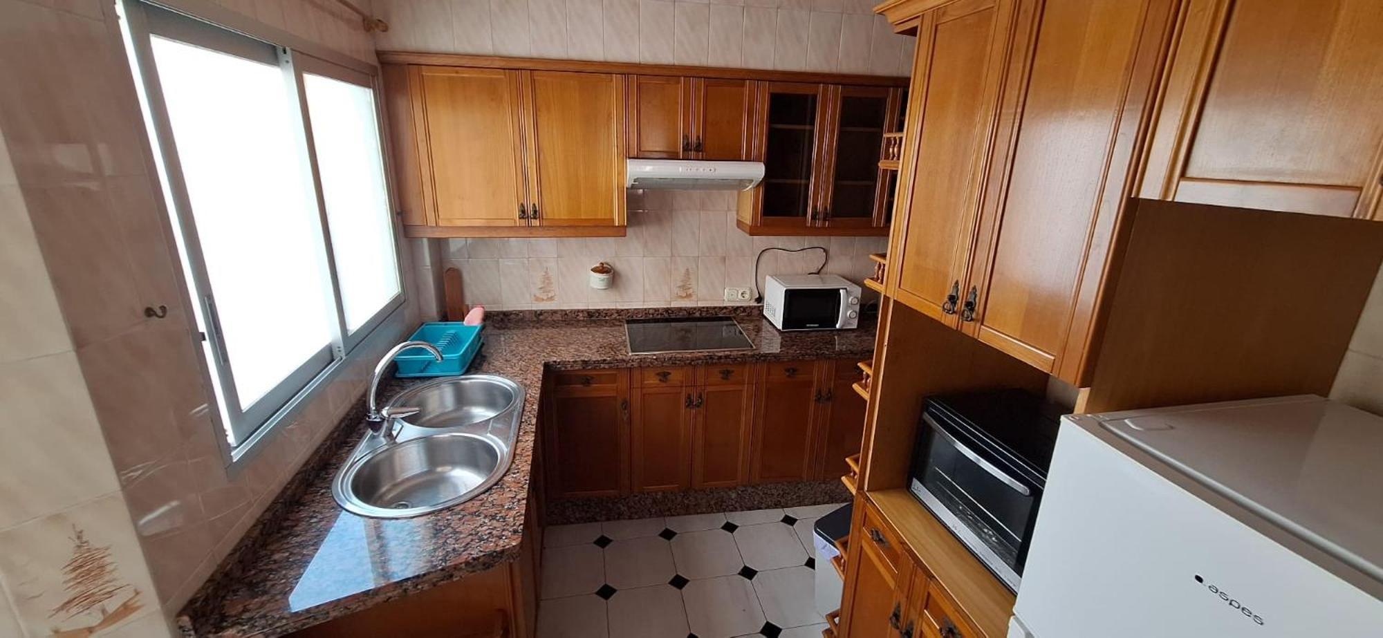 Apartamentos Casa May 1- Centro Benidorm-Solo Mayores De 30 Anos Y Familias 외부 사진